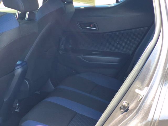 Used 2021 Toyota C-HR XLE FWD image 17