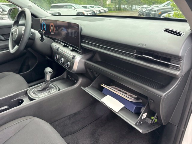 Used 2025 Hyundai Kona SE AWD/4WD image 25