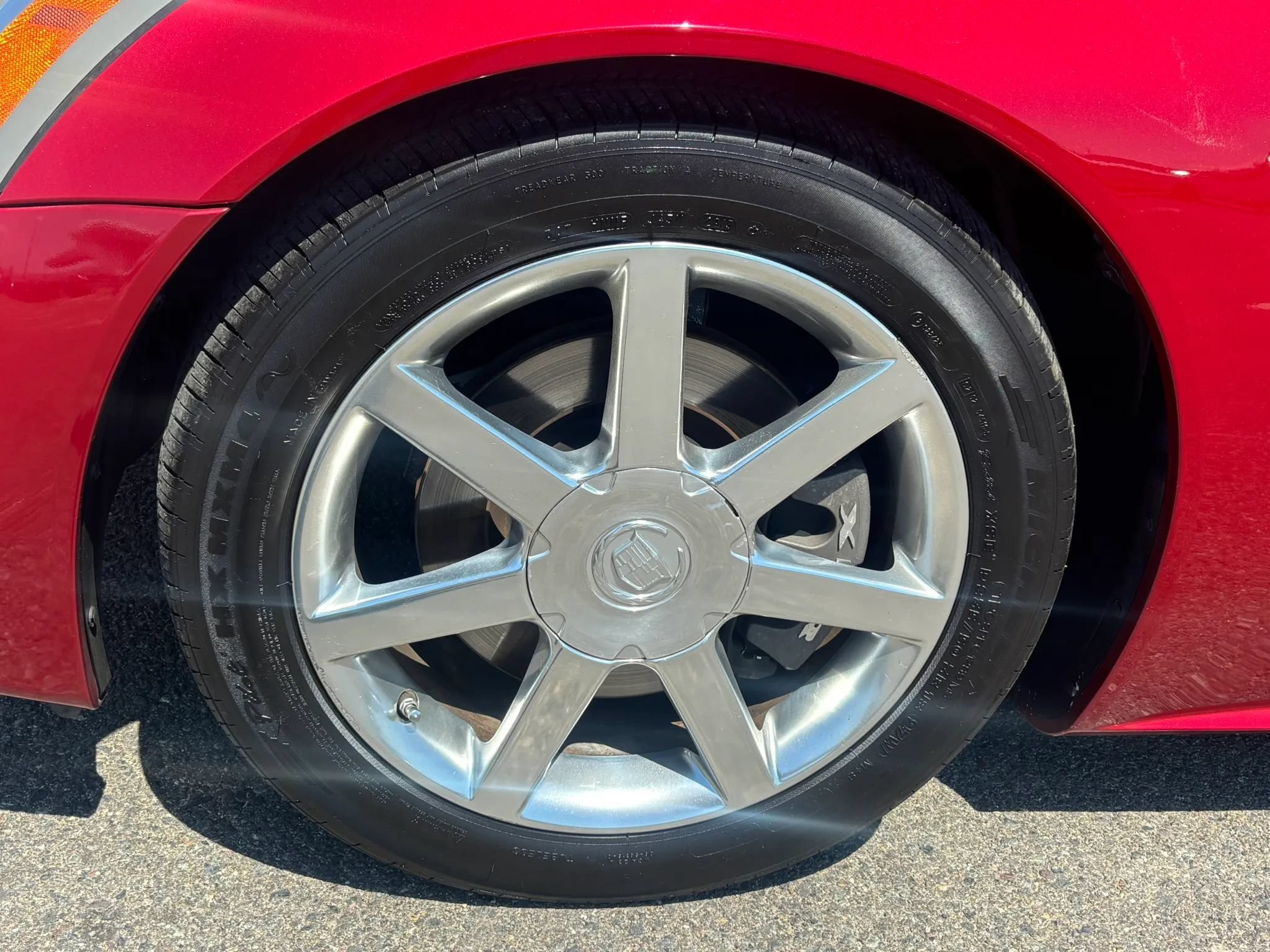 Used 2005 Cadillac XLR RWD image 8