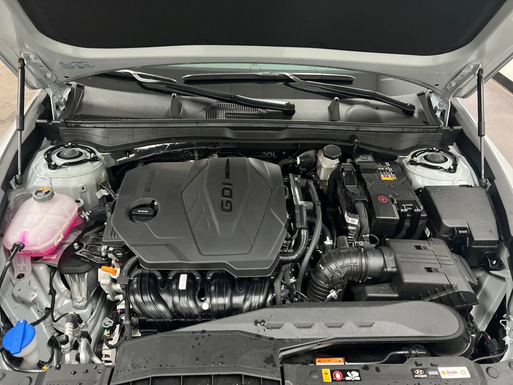 Used 2025 Hyundai Sonata SE image 24