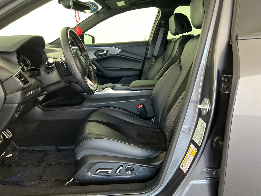 Used 2022 Acura TLX w/ A-SPEC Pkg FWD image 11