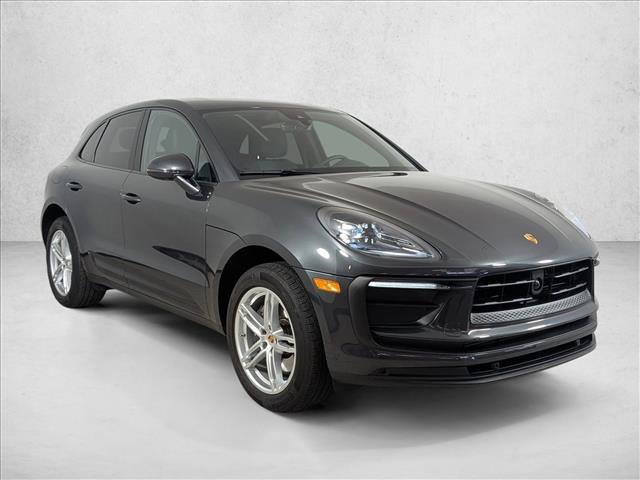 Certified 2023 Porsche Macan image 7