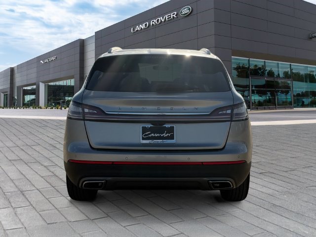 Used 2023 Lincoln Nautilus Reserve w/ Luxury Package FWD image 4