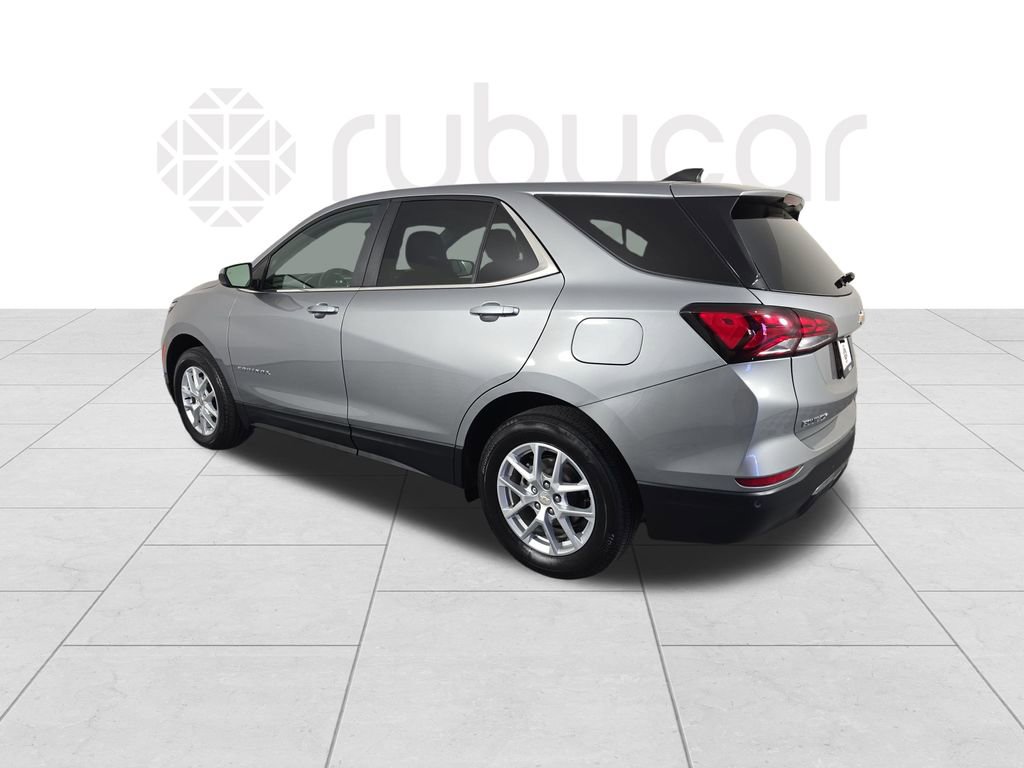 Used 2024 Chevrolet Equinox LT image 3