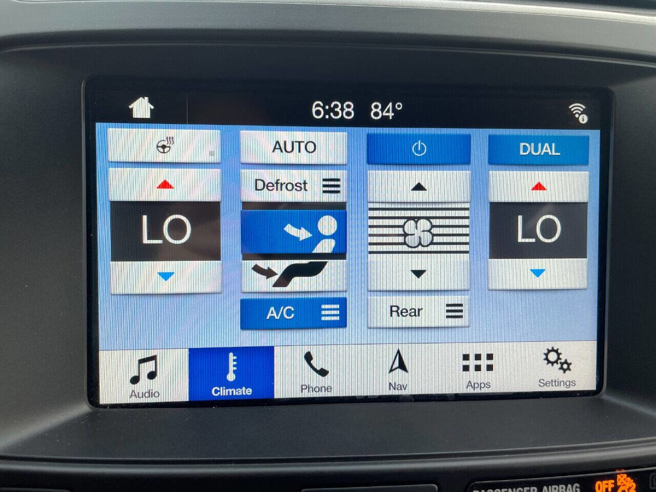 Used 2018 Ford Explorer XLT w/ Equipment Group 202A image 25