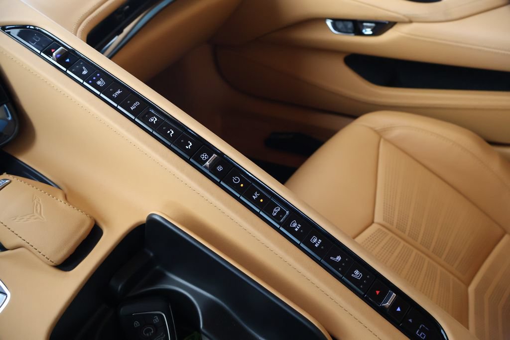 Used 2025 Chevrolet Corvette E-Ray w/ Stealth Interior Trim Package AWD/4WD image 37