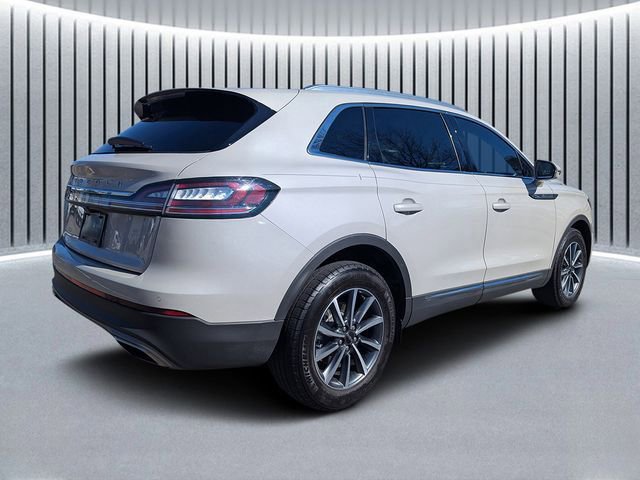 Certified 2022 Lincoln Nautilus FWD image 3