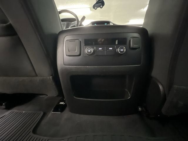 Used 2019 GMC Yukon SLE w/ SLE Value Package AWD/4WD image 20