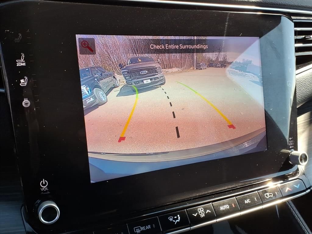 Used 2024 Jeep Wagoneer L Series III w/ Flexible Seating Group image 30