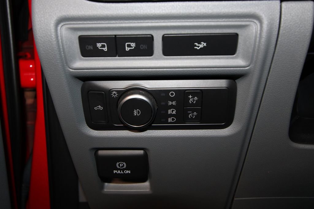 Used 2022 Ford F150 XLT w/ Equipment Group 302A High image 9