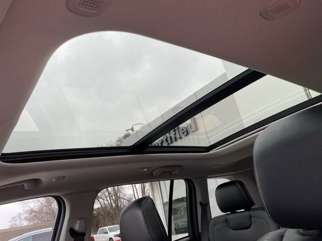 Used 2022 Jeep Grand Cherokee Limited 4xe image 18