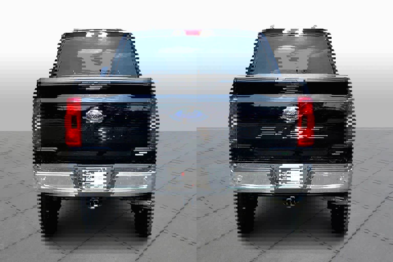 Certified 2022 Ford F150 XLT w/ XTR Package image 5