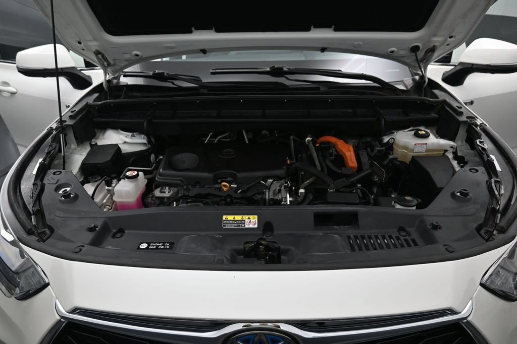 Used 2021 Toyota Highlander Platinum AWD/4WD image 41