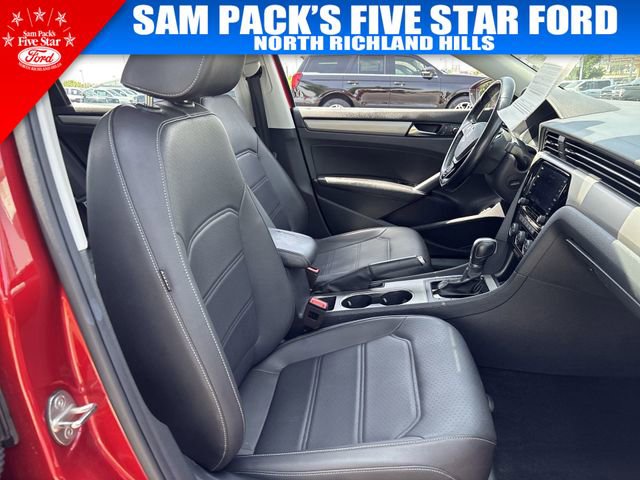 Used 2020 Volkswagen Passat 2.0T SE w/ Sunroof Package FWD image 34