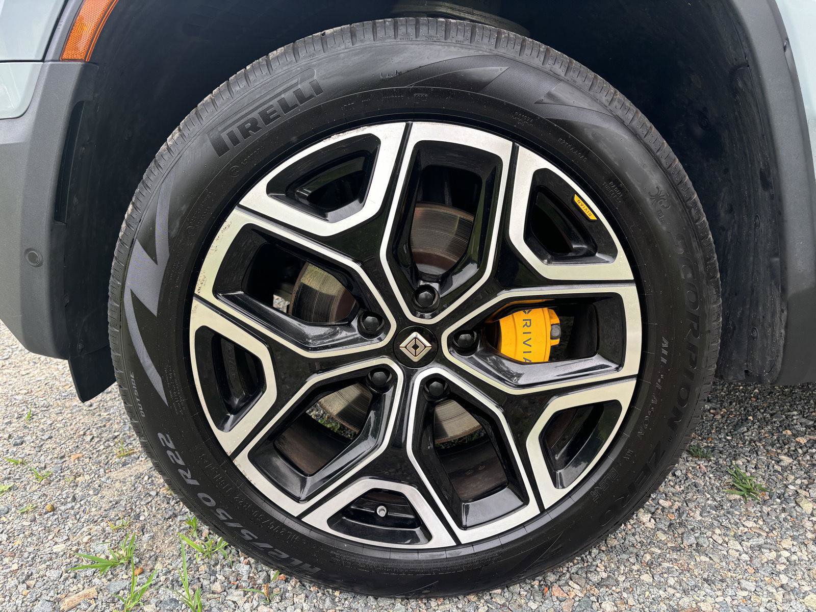 Used 2022 Rivian R1S Launch Edition AWD/4WD image 38