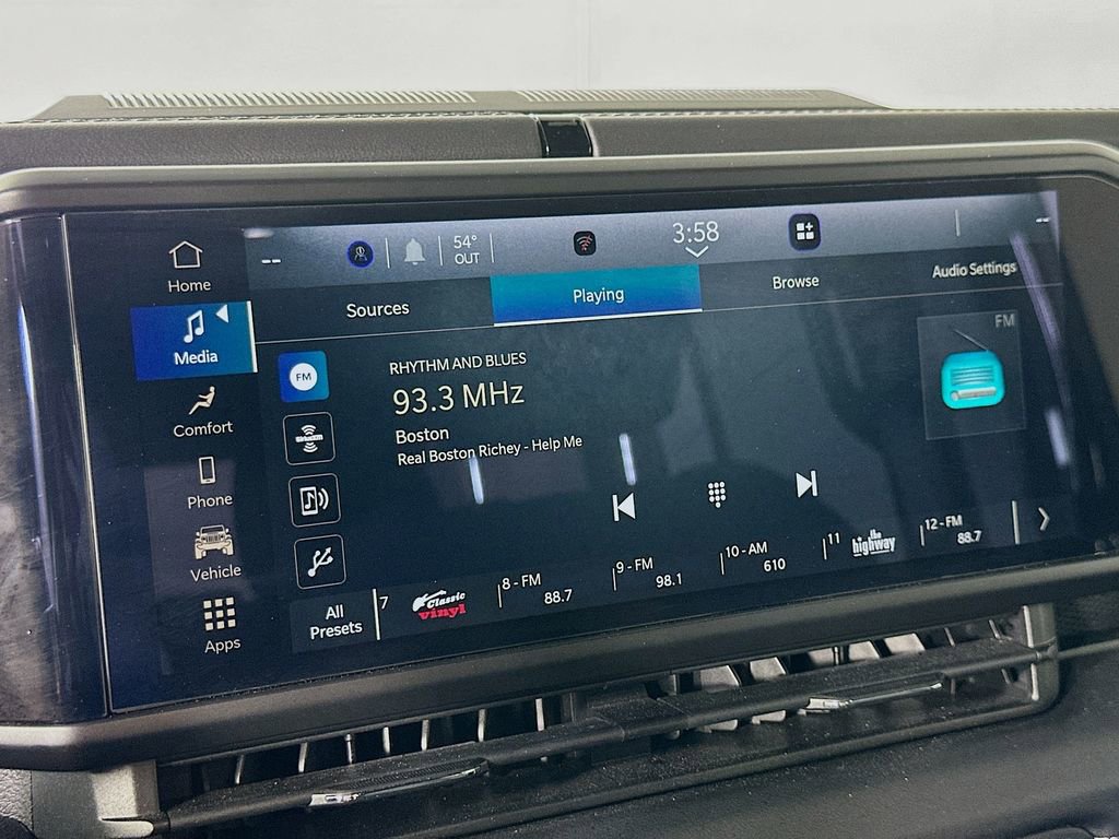 Used 2024 Jeep Wrangler Unlimited Rubicon 4xe image 25