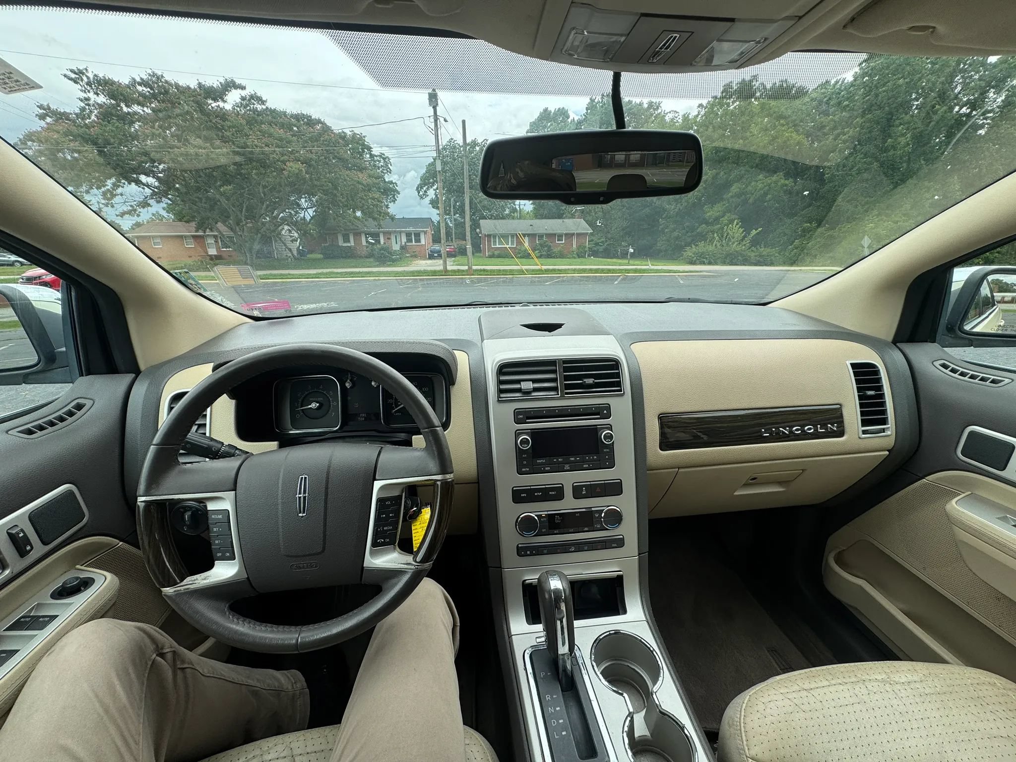 Used 2008 Lincoln MKX 2WD image 14