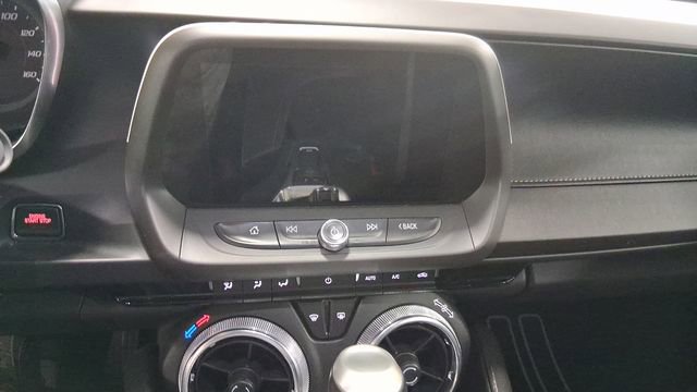 Used 2022 Chevrolet Camaro LT w/ RS Package image 11