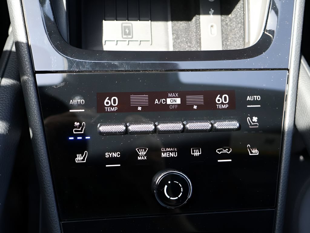 New 2026 Porsche Cayenne E-Hybrid Coupe AWD/4WD image 27