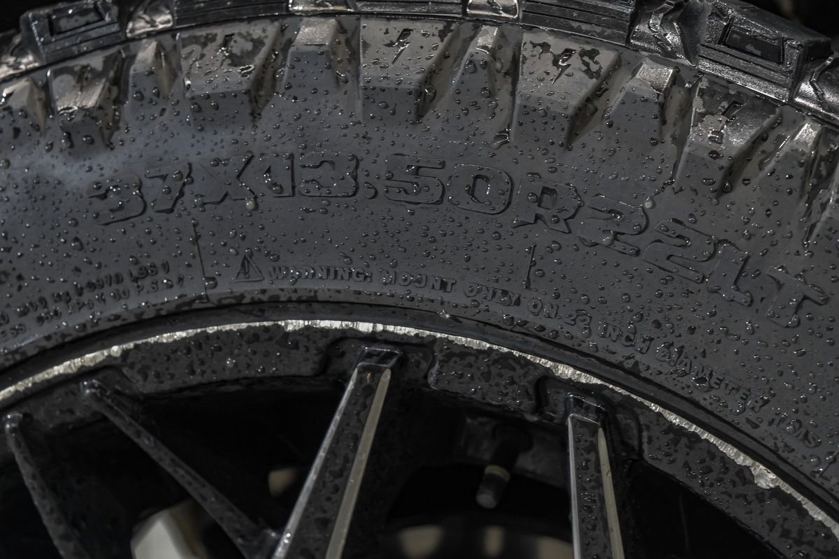 Used 2021 Chevrolet Silverado 2500 LT w/ Fleet Comfort Package AWD/4WD image 62