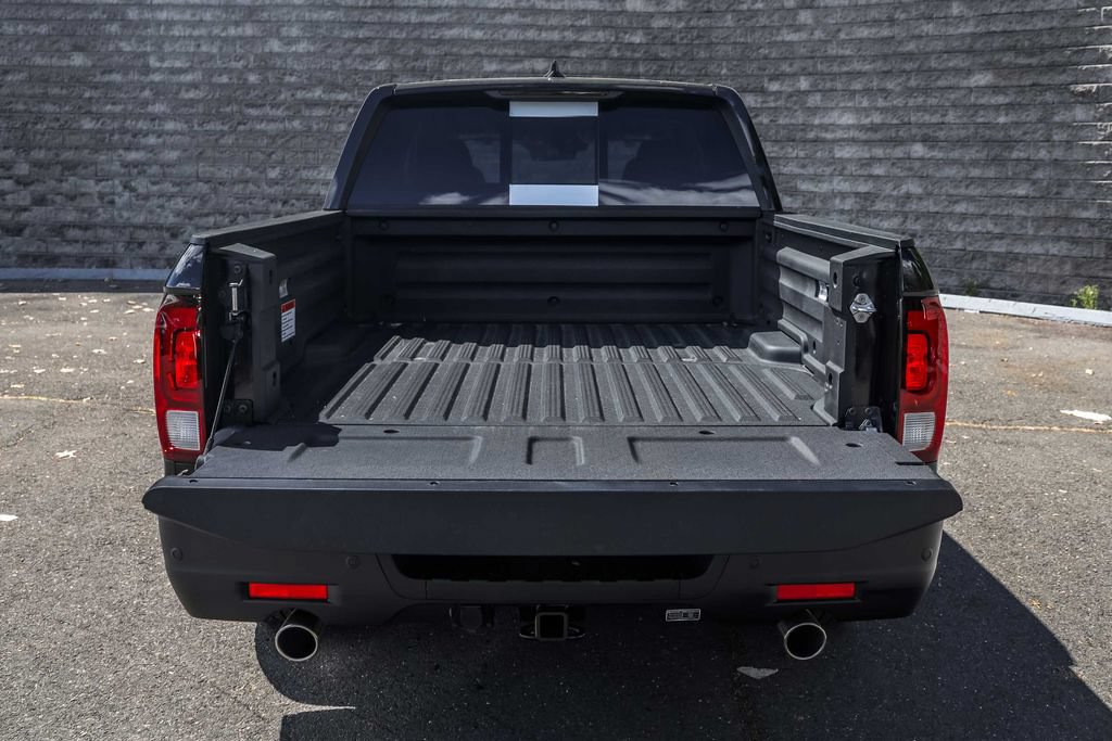 New 2026 Honda Ridgeline Black Edition image 9