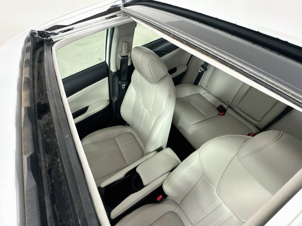 Used 2022 Honda Insight Touring image 29