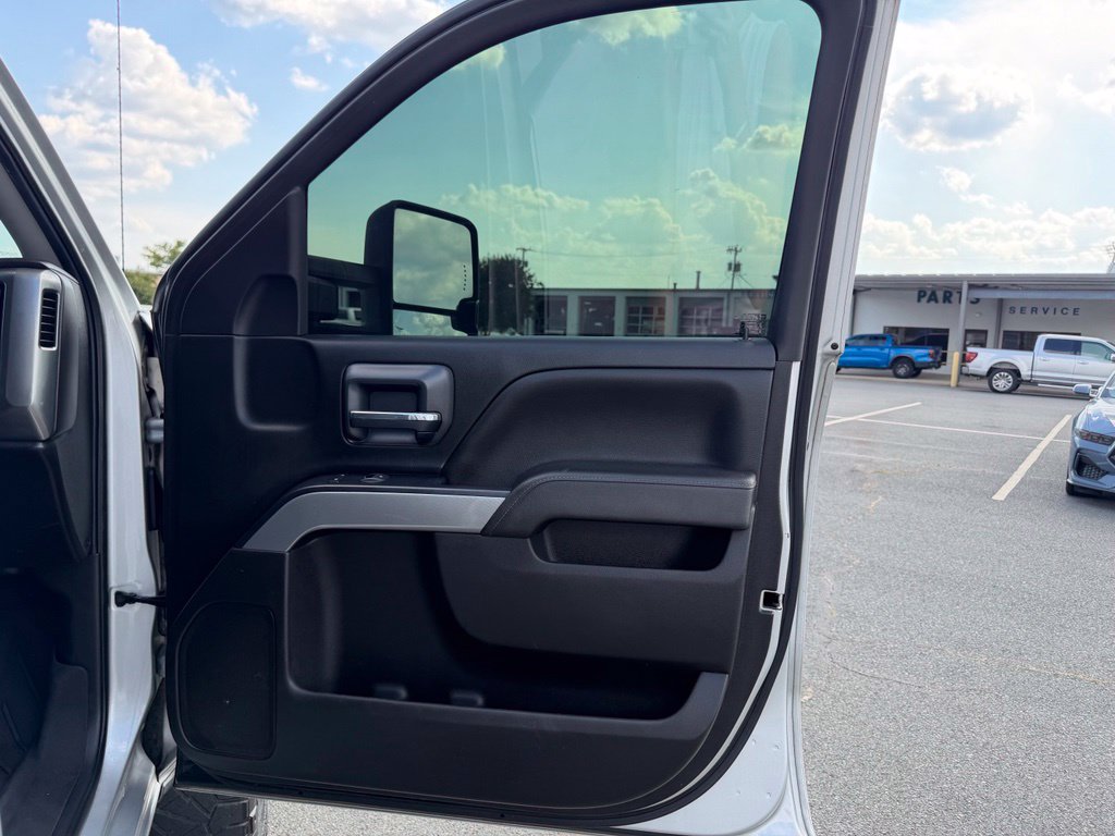 Used 2018 Chevrolet Silverado 2500 LT w/ LT Fleet Convenience Package AWD/4WD image 28