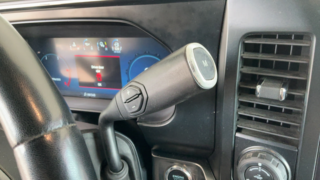 Used 2023 Ford F250 Lariat w/ Lariat Ultimate Package AWD/4WD image 18