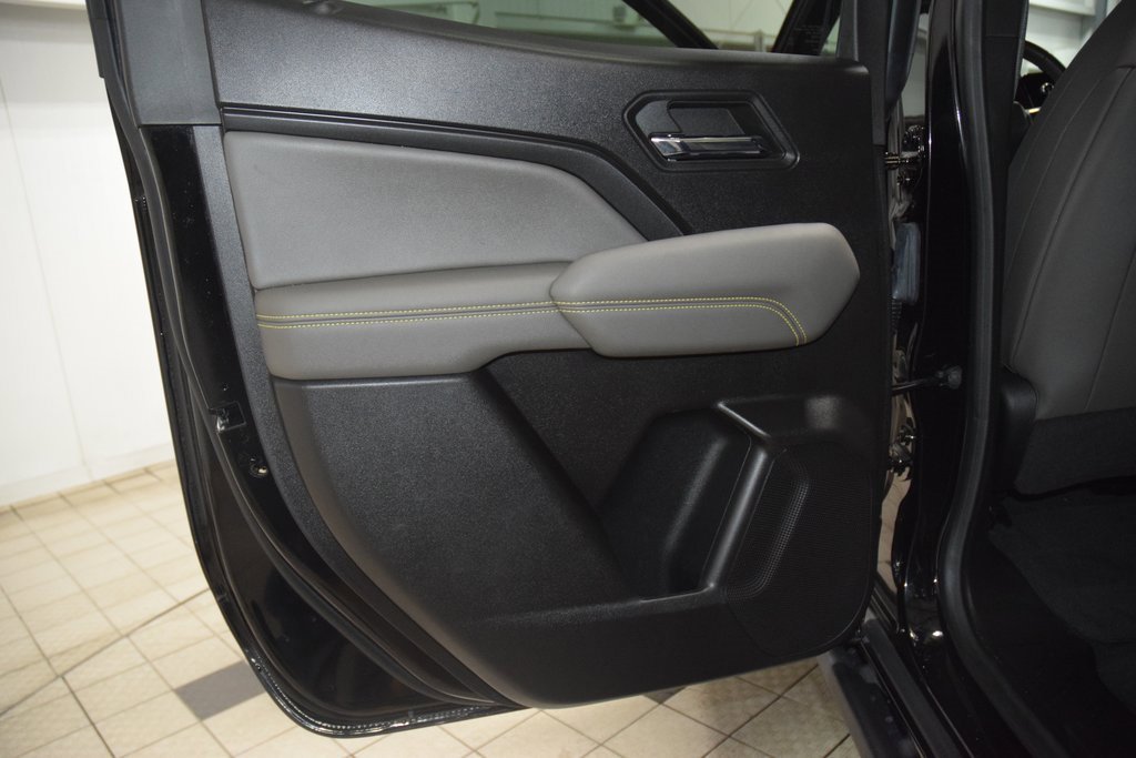 Certified 2024 Chevrolet Colorado ZR2 w/ Technology Package image 45