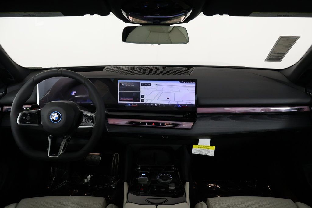 New 2026 BMW i5 eDrive40 w/ M Sport Package image 4