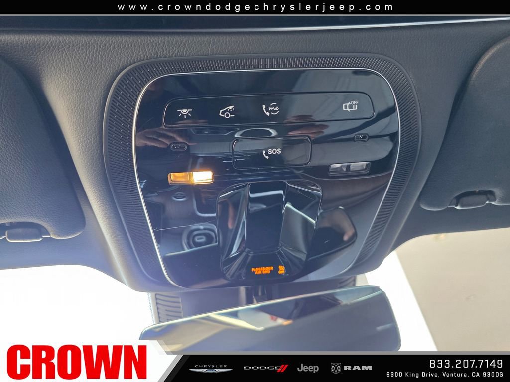 Used 2024 Mercedes-Benz CLE 300 4MATIC Cabriolet image 45