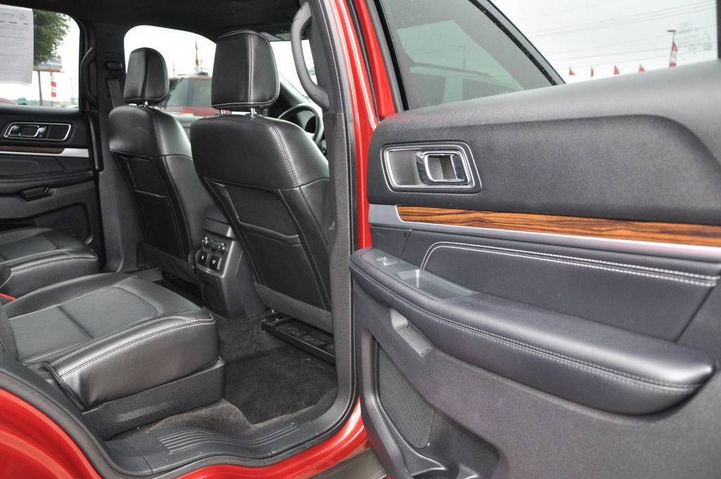 Used 2018 Ford Explorer Limited w/ Equipment Group 301A image 15