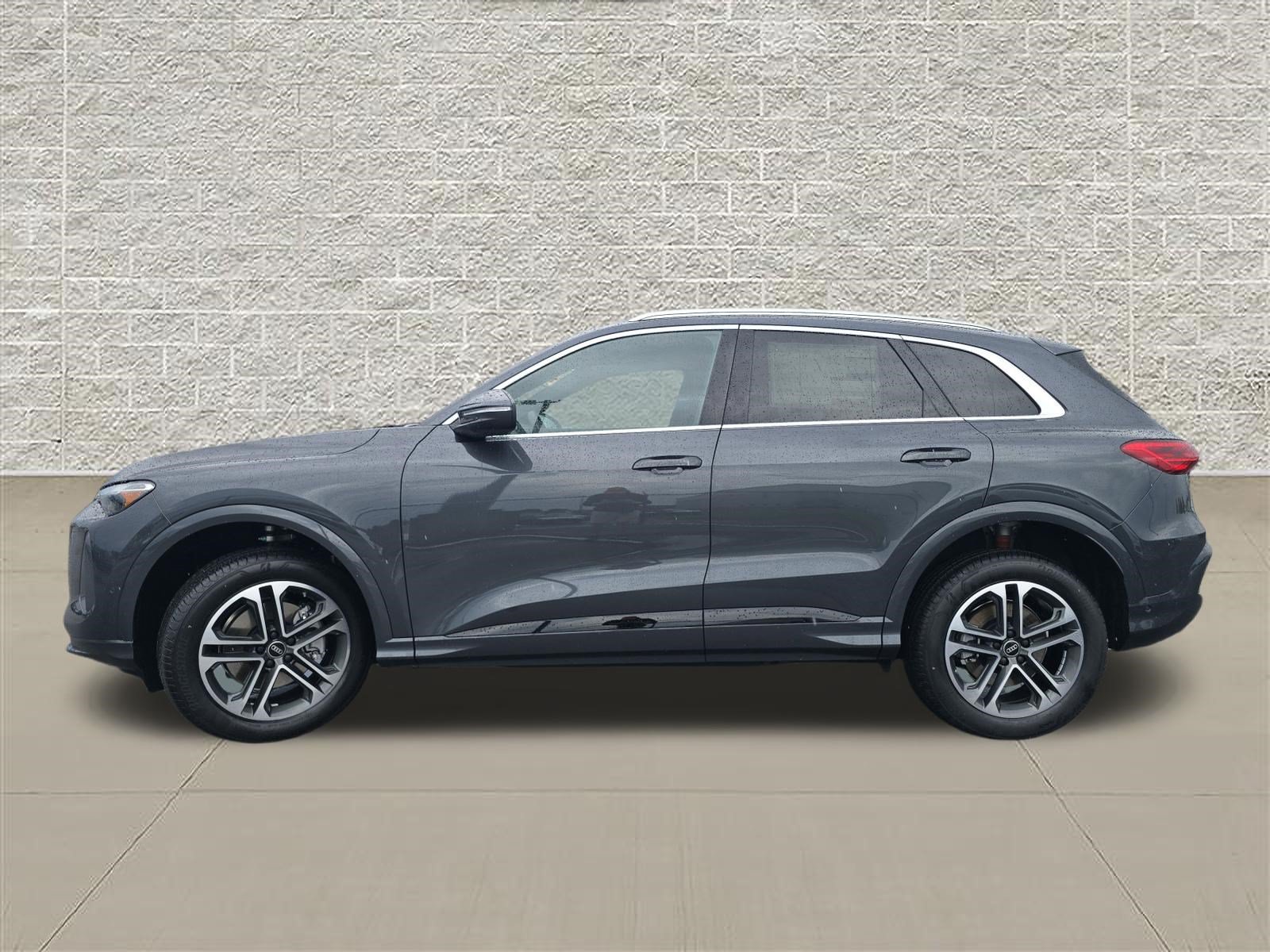 New 2026 Audi Q5 Premium AWD/4WD image 4