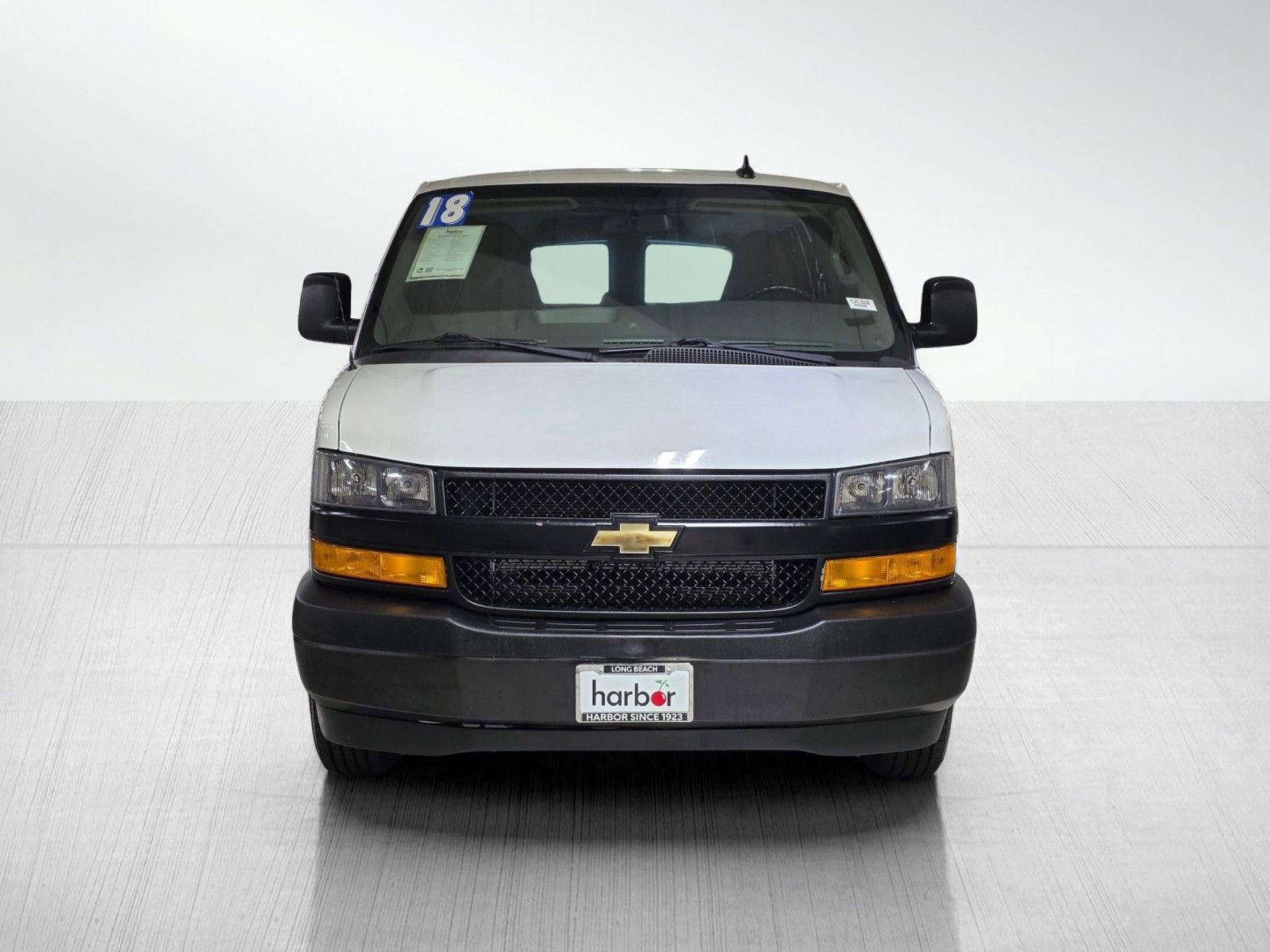 Used 2018 Chevrolet Express 2500 LS w/ Driver Convenience Package image 2