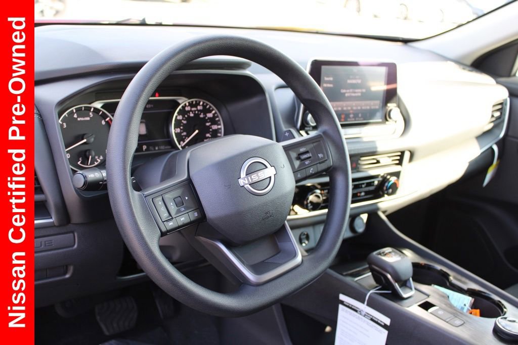 Certified 2025 Nissan Rogue S image 17