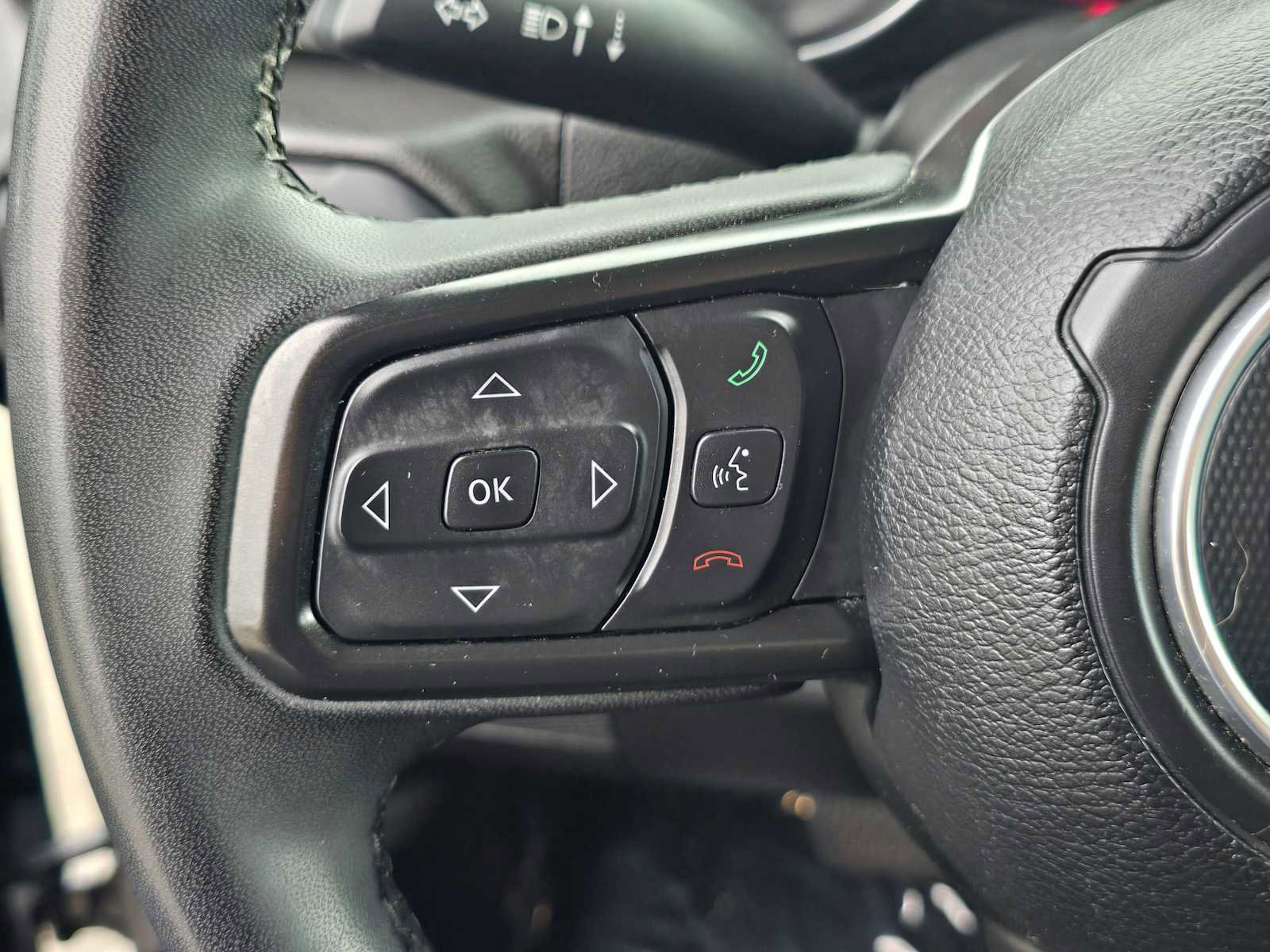 Used 2023 Jeep Wrangler Sport S image 33