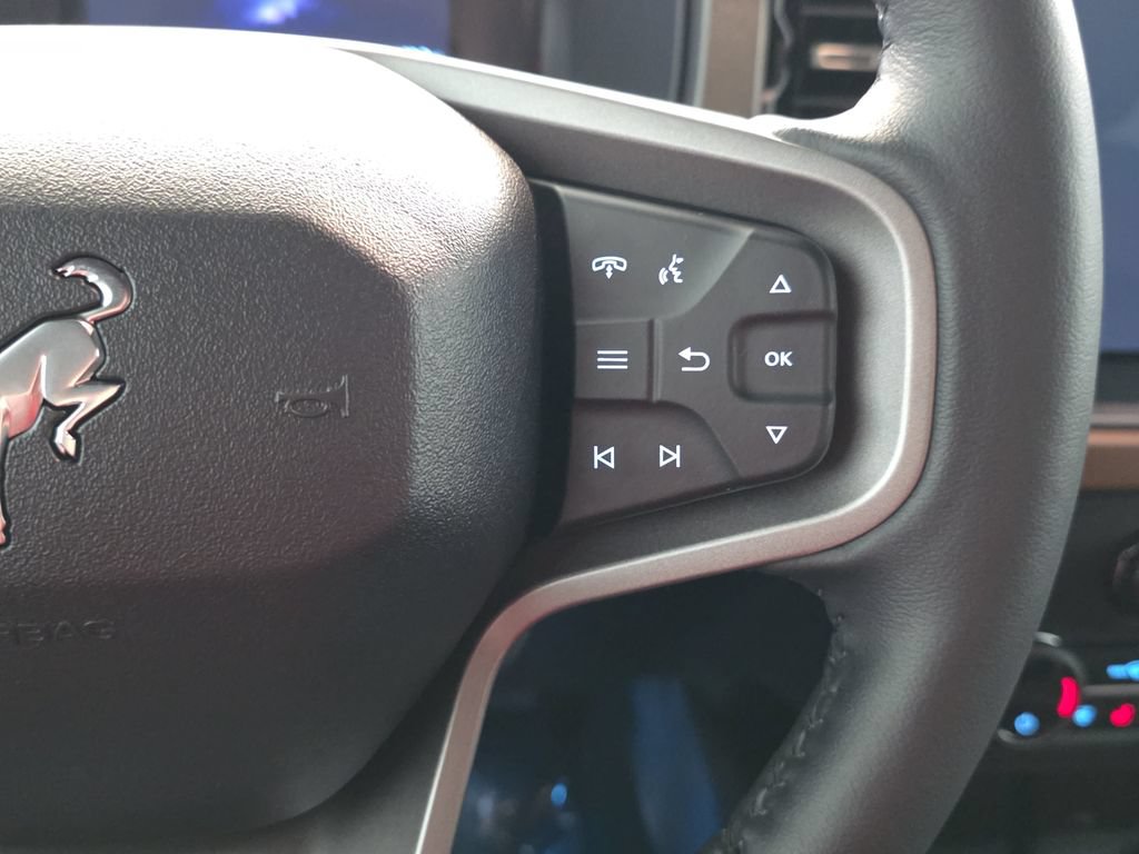 Used 2024 Ford Bronco Outer Banks AWD/4WD image 17