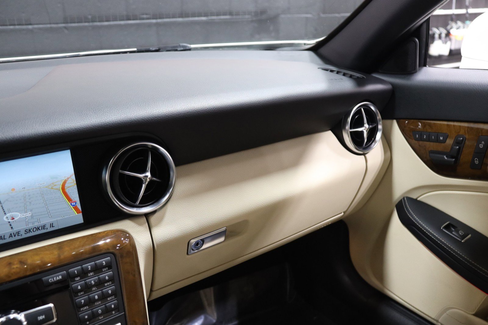 Used 2014 Mercedes-Benz SLK 250 image 51