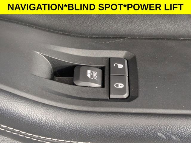 Used 2022 Jeep Grand Cherokee L Limited w/ Black Appearance Package image 41