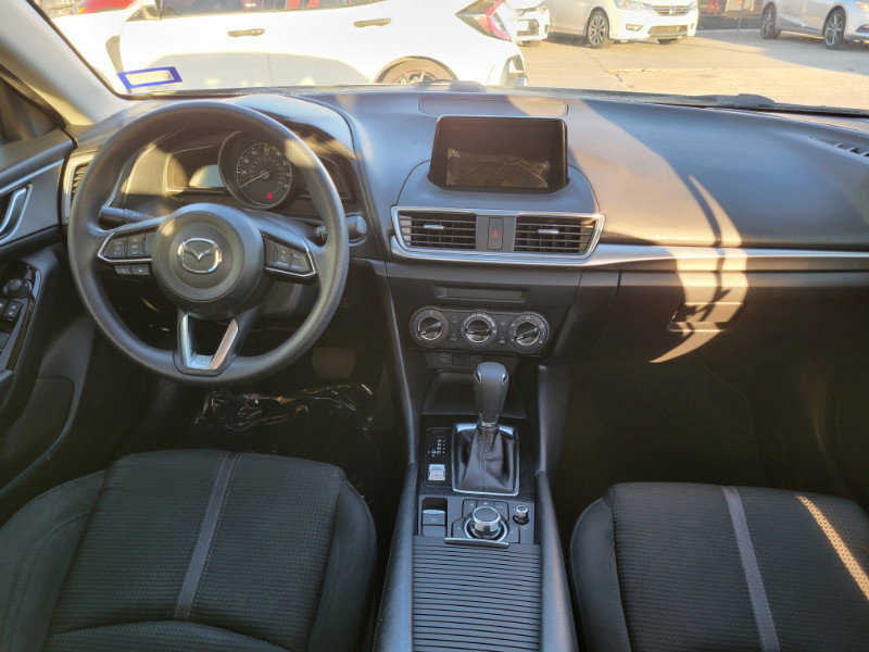 Used 2018 MAZDA MAZDA3 Sport w/ Preferred Equipment Package image 22