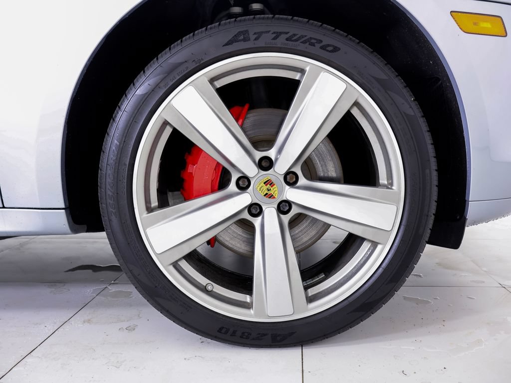 Certified 2022 Porsche Macan S w/ Premium Package Plus AWD/4WD image 29