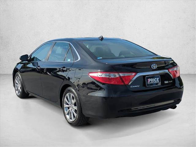 Used 2015 Toyota Camry XLE w/ Moonroof Package image 8