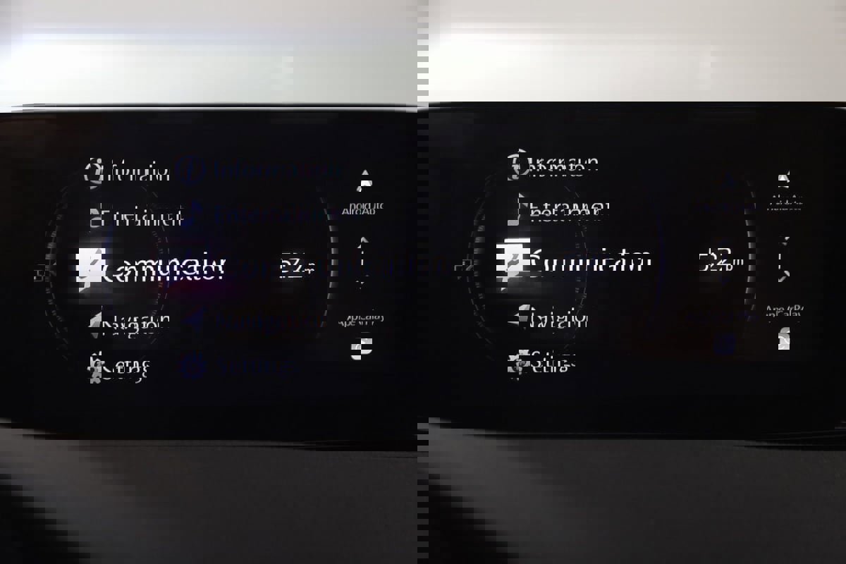 Used 2025 MAZDA MAZDA3 Carbon image 33