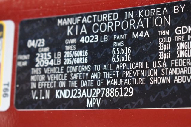 Used 2023 Kia Soul LX w/ LX Technology Package FWD image 15