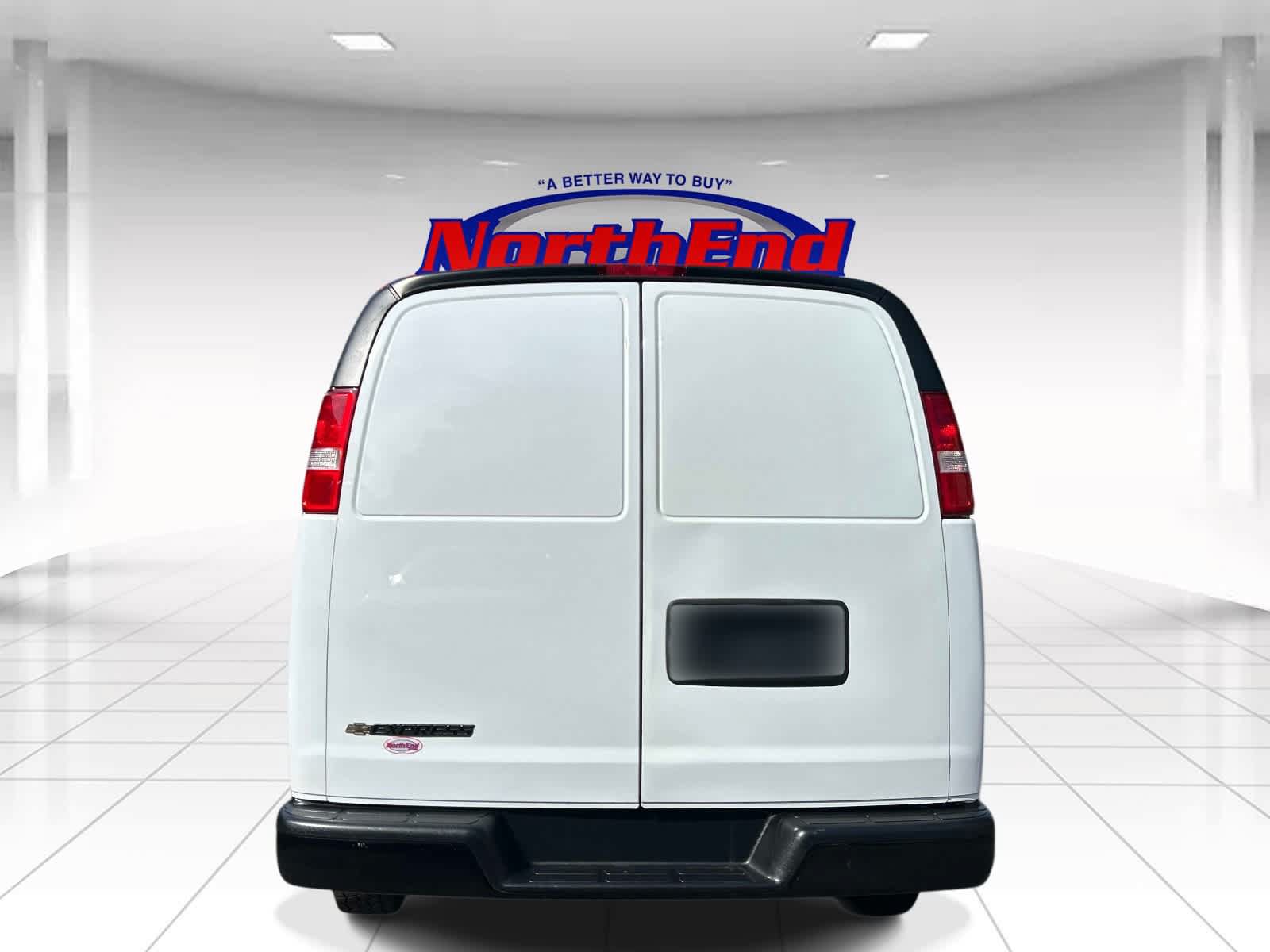 Used 2023 Chevrolet Express 2500 Extended w/ Driver Convenience Package RWD image 4