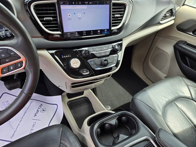Used 2022 Chrysler Pacifica Touring-L FWD image 25