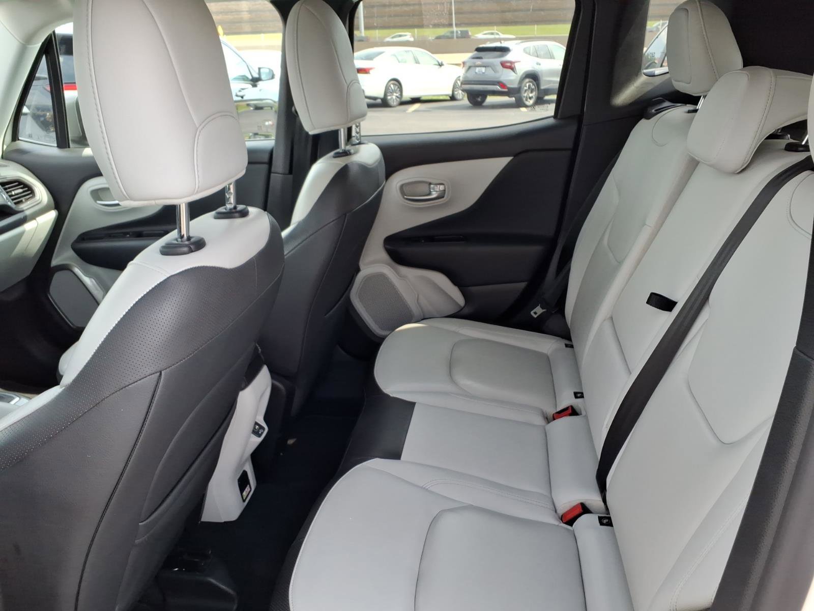 Used 2020 Jeep Renegade Limited w/ Safety and Security Group FWD image 26