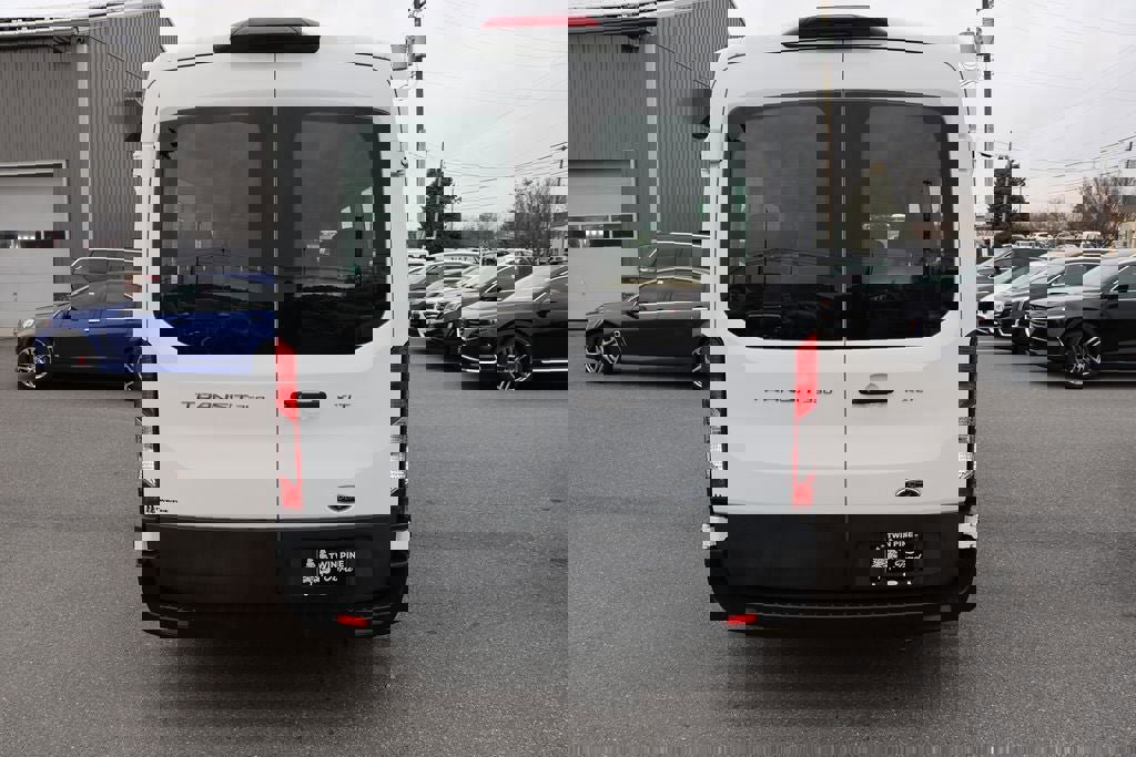Used 2023 Ford Transit 350 XLT image 7