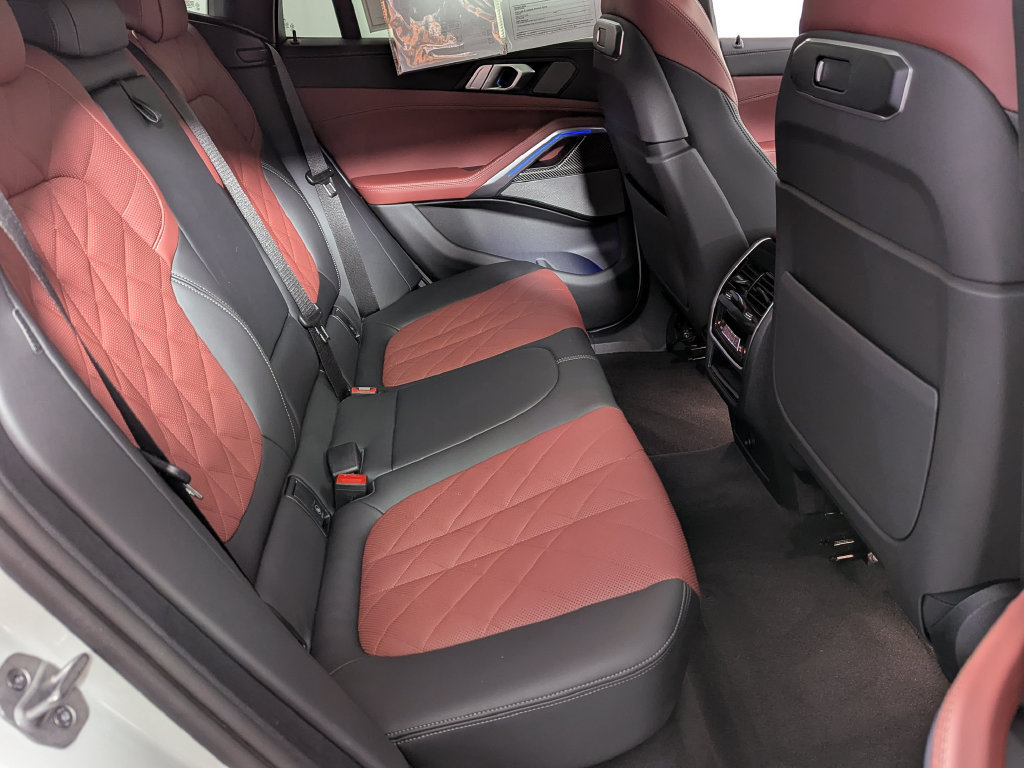 Used 2026 BMW X6 M60i AWD/4WD image 42