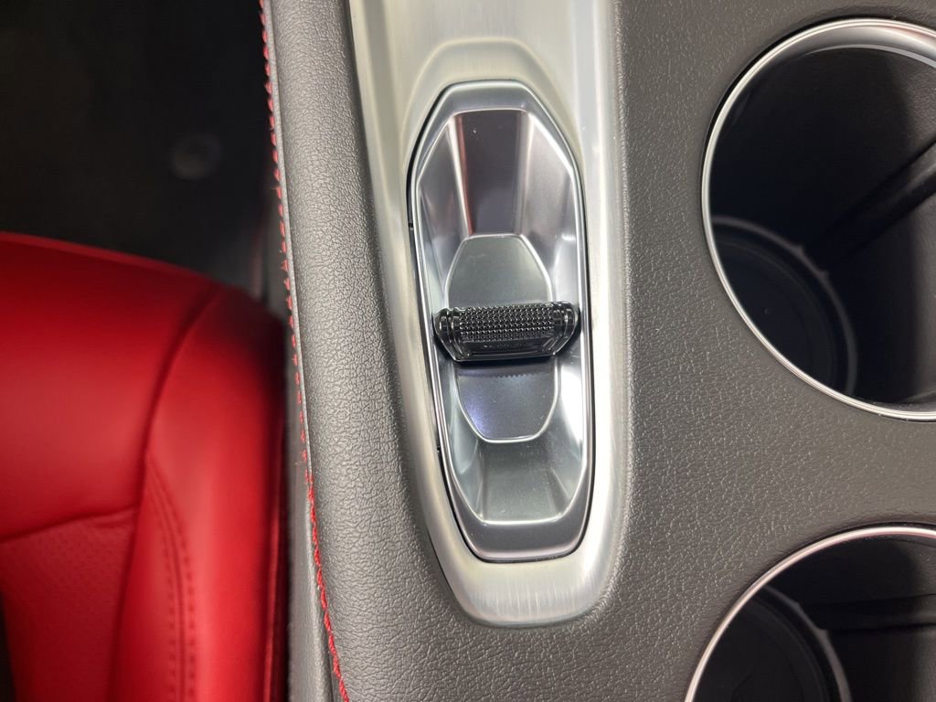 New 2026 Chevrolet Corvette Stingray Coupe w/ Z51 Performance Package RWD image 37